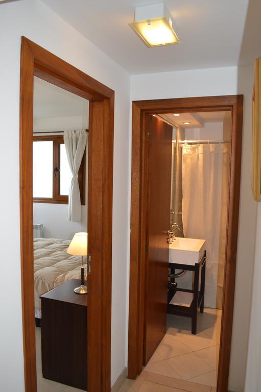 Apartamentos Cardinal Bariloche 객실 사진